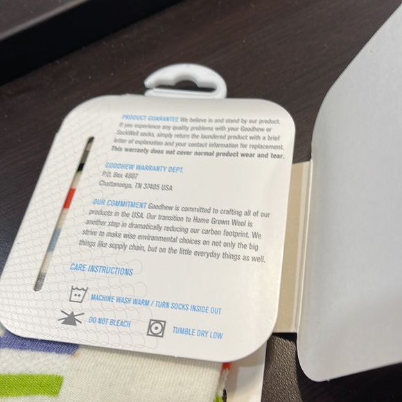 Goodhew Bandit women’s merino socks in natural cream - Picture 3 of 7